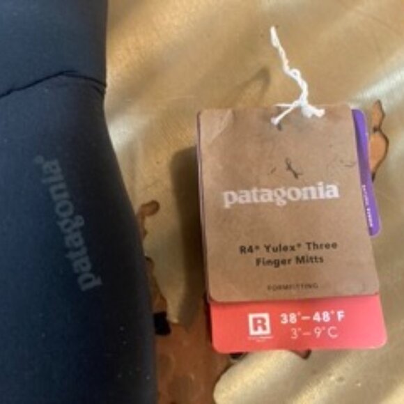 Patagonia R4® Yulex® Regulator® Three-Finger Wetsuit Mitts - Picture 3 of 7